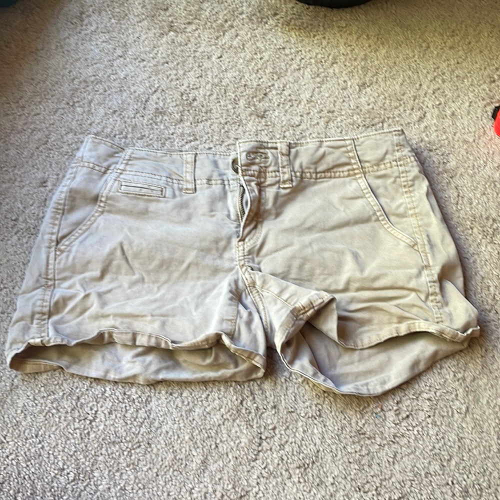 American Eagle Low Rise Khaki Shorts